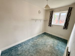 Photo 25- click for photo gallery